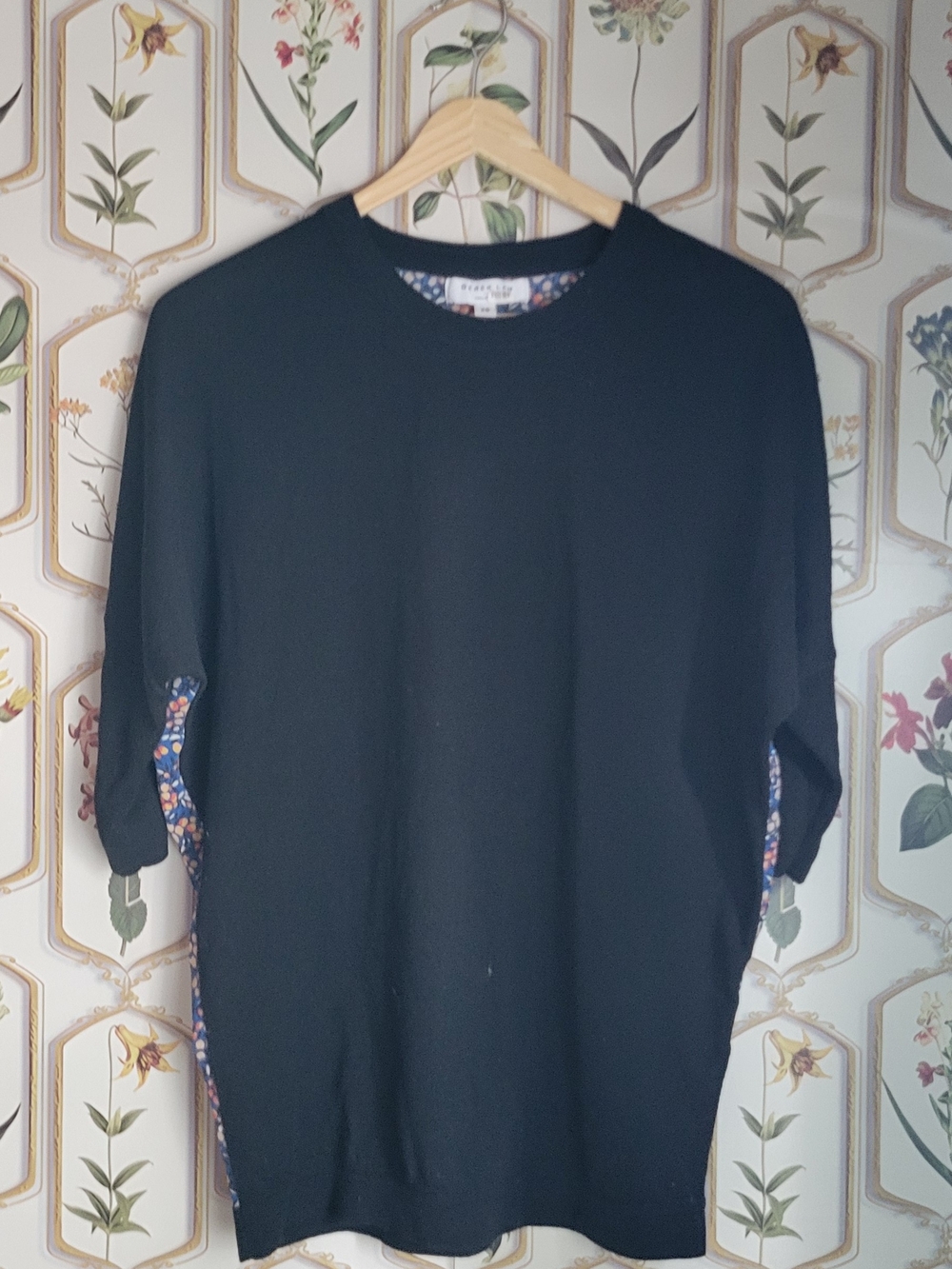 Derek Lam Black Floral Crewneck Blouce Elbow Length Bat Sleeve XS